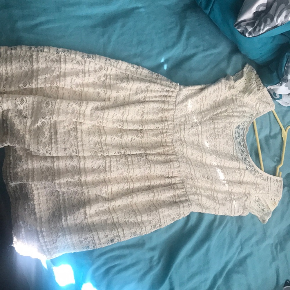 White lace dress